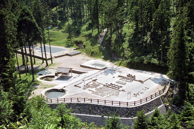 画像:大板山たたら製鉄遺跡